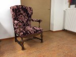 Stuhl rosa gebluemt